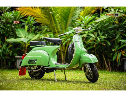 Vespa Super 150 Classic Green
